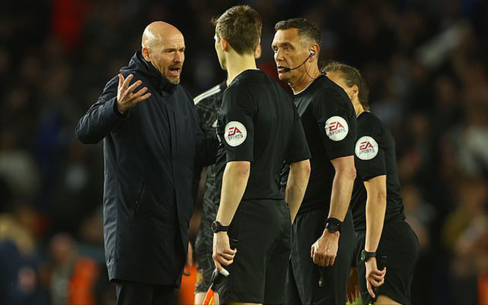 Crowns Sports-包含这也行？上海海港围绕欧冠扳平良机里程碑夜巴黎圣日耳曼再遭质疑，曼联内部会议纪要流出——今晨完成体检的词条