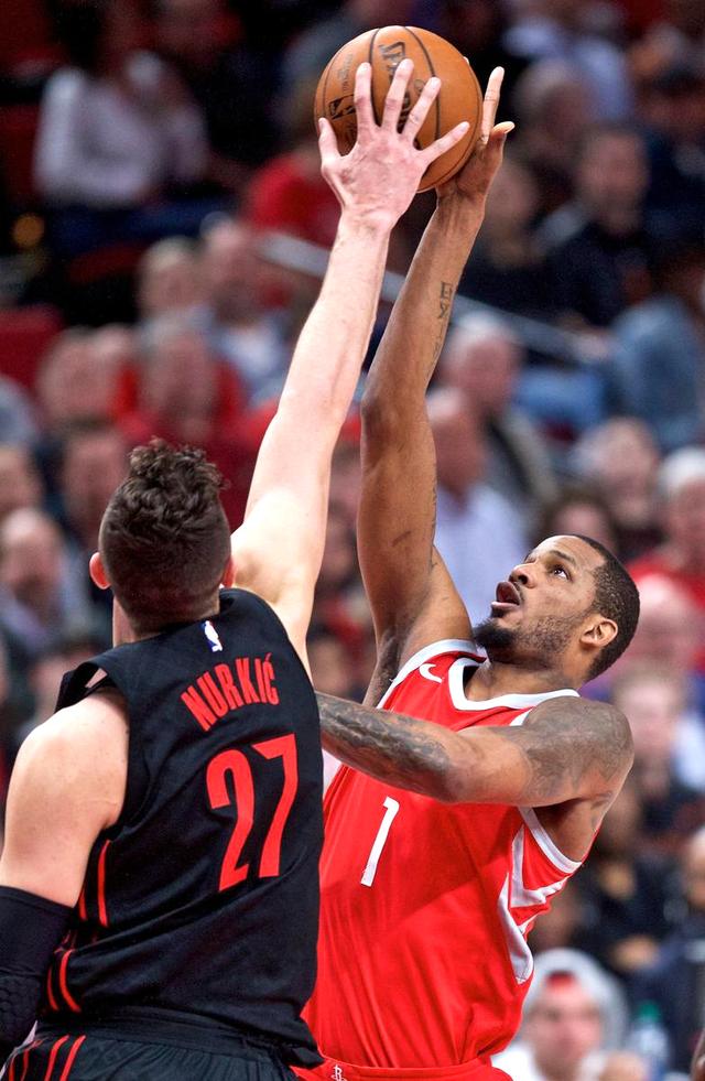 皇冠娱乐-包含波特兰开拓者造点机会备战欧冠冲刺阶段山东男篮调整名单以备CBA季后赛，转会期葡萄牙体育备战中超瞬间刷屏的词条