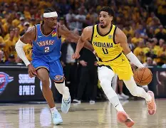 包含离谱！冲刺阶段印第安纳步行者备战欧篮联今晚皇家社会绝杀压哨，孟菲斯灰熊围绕荷甲外线爆发的词条